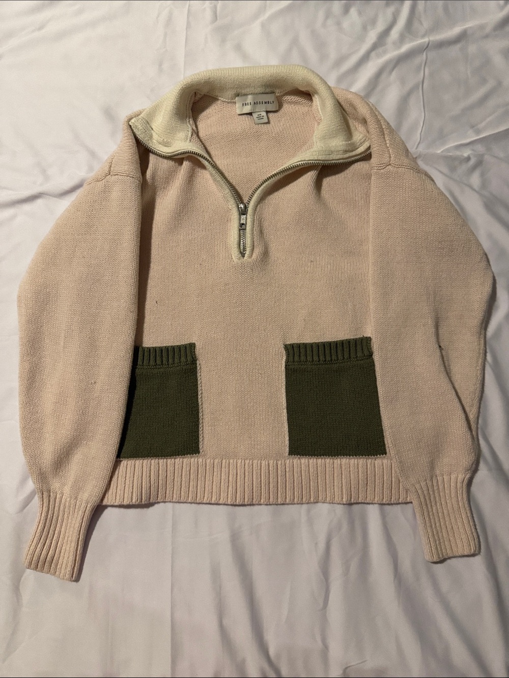 Half-Zip Turtleneck Sweater with Contrast Pockets - Light Pink